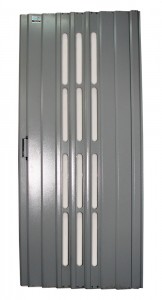 Puerta-plegadiza-mirilla-especial